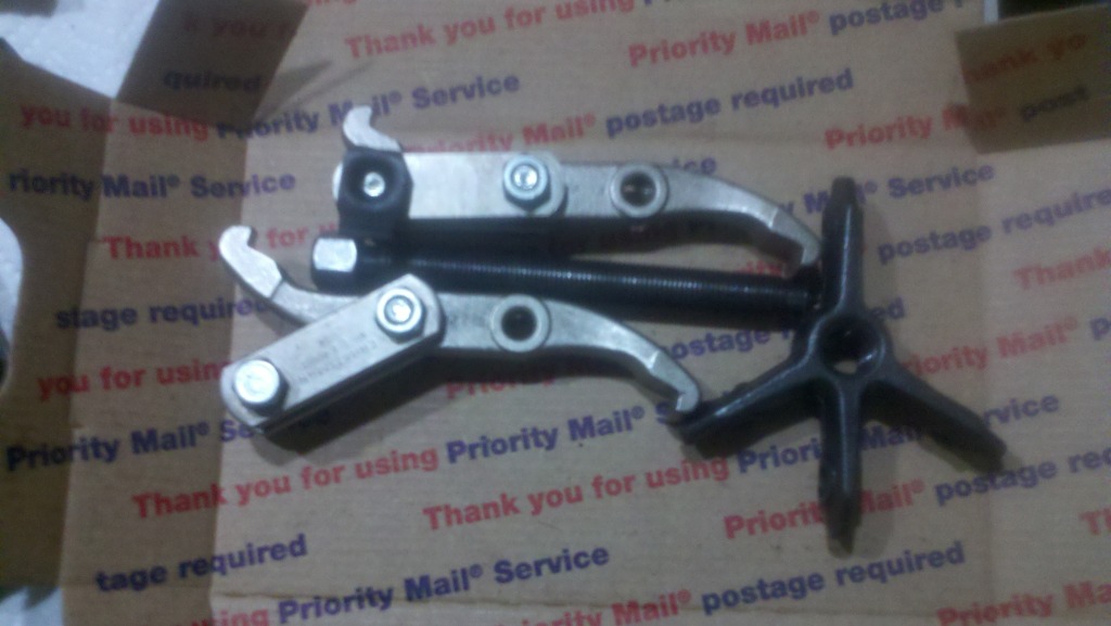 2 Jaw Bearing Puller