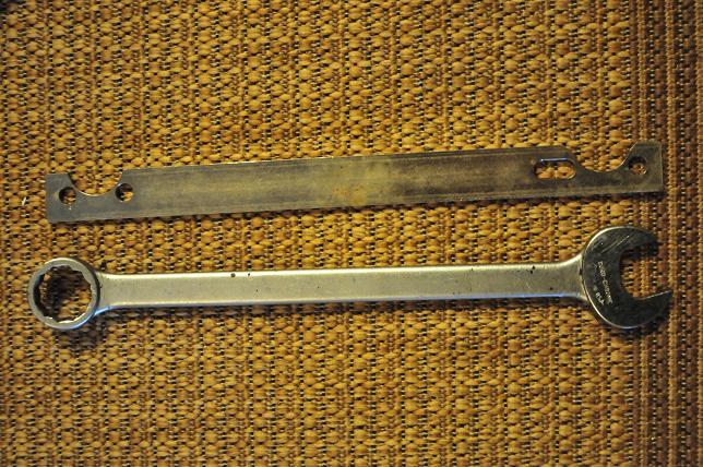 BMW fan removal tool